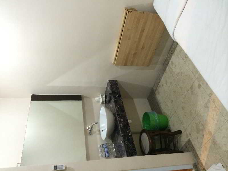 Hotel Zamburger Sg Bakap Kampong Gurun Exterior foto